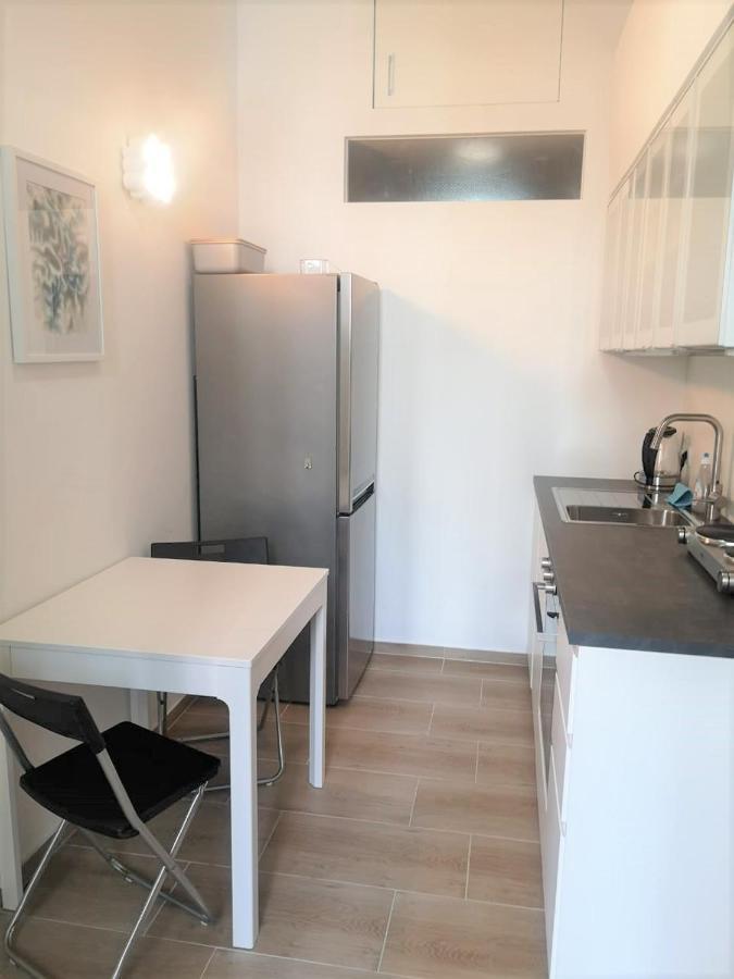 Ruhige Art-Garconniere Mit Balkon Apartment Vienna Exterior photo