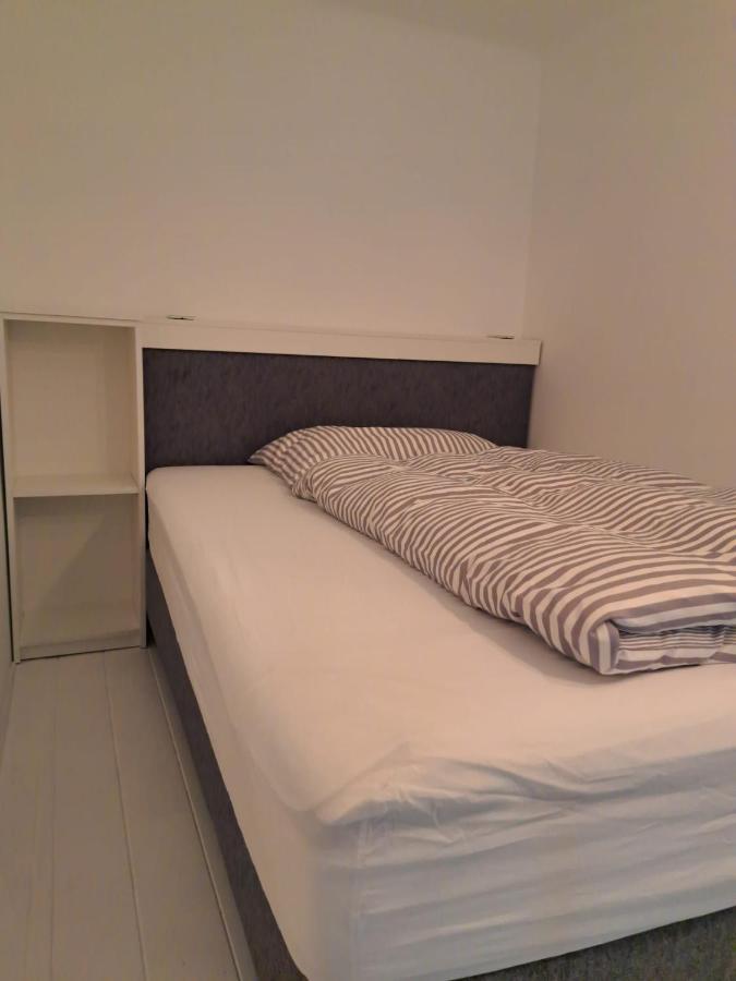 Ruhige Art-Garconniere Mit Balkon Apartment Vienna Exterior photo